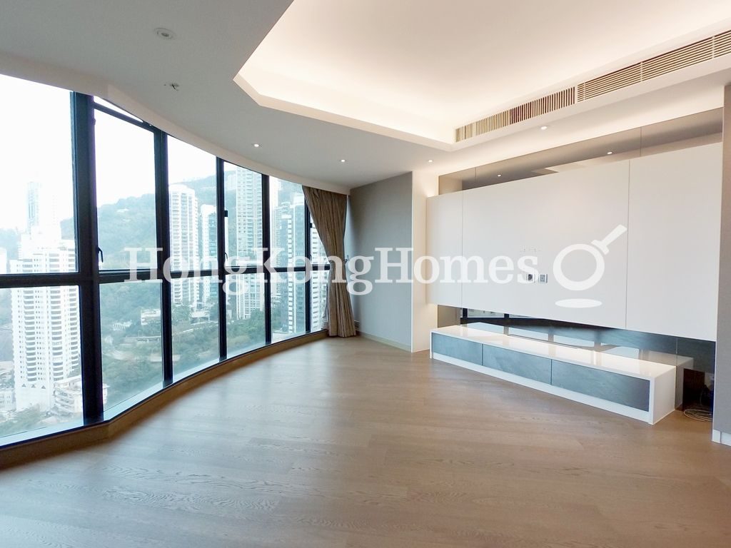 Living and Dining Room — Dynasty Court - Block 04, Mid-levels Central