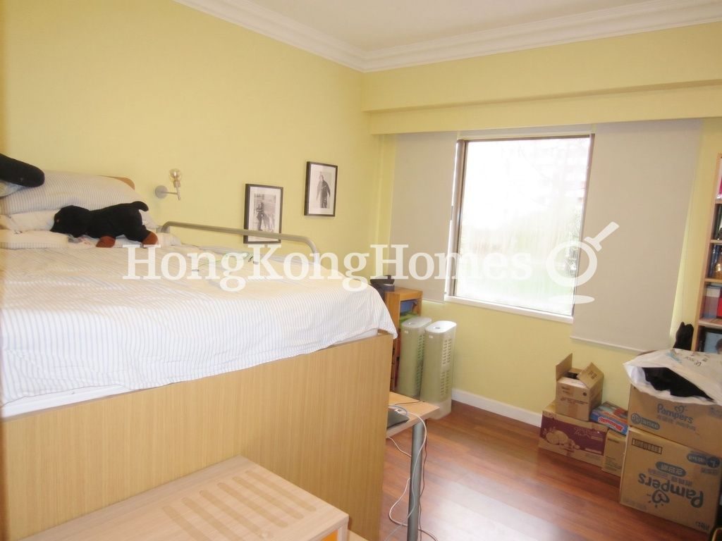 Second Ensuite Bedroom — 陽明山莊 18座 眺景台，淺水灣