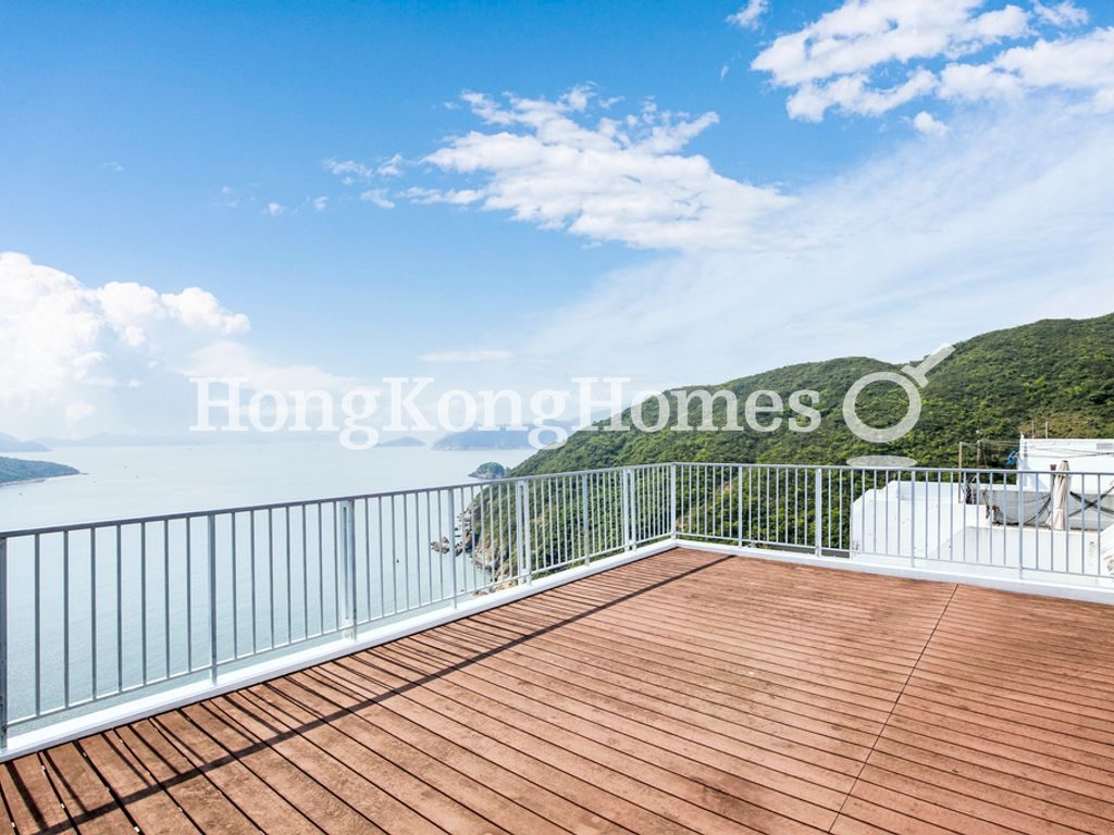 Private Roof Terrace — 海天徑 19-25號，舂坎角