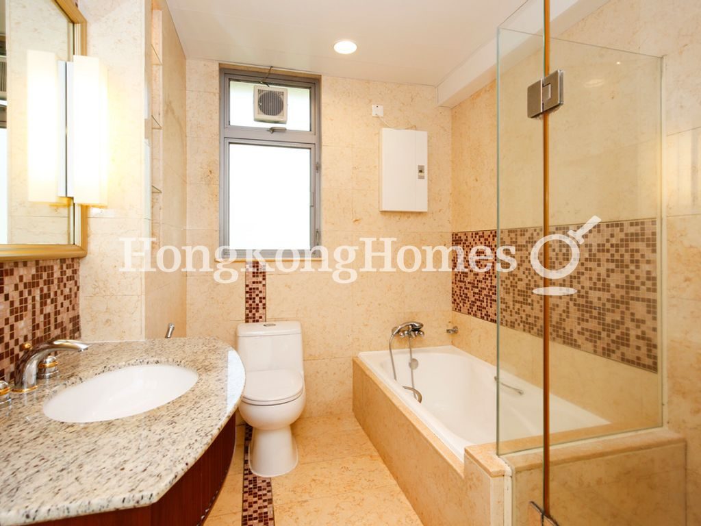 Master Bathroom — 御海園，薄扶林