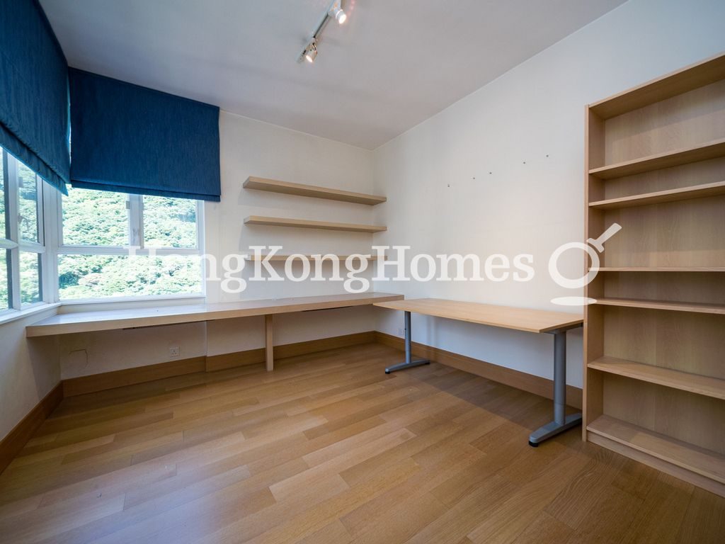 Second Bedroom — 地利根德閣 2座，中半山