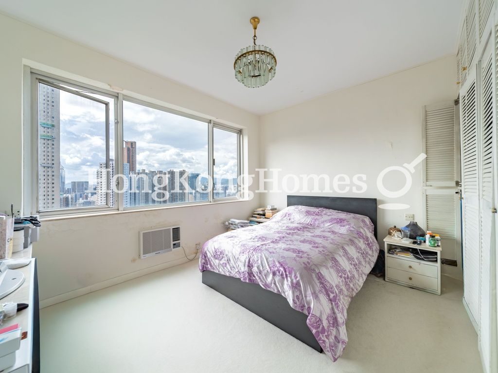Second Ensuite Bedroom — 渣甸山花園大廈 - B座，大坑