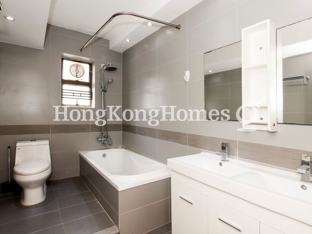 Master Bathroom — 金櫻閣，東半山