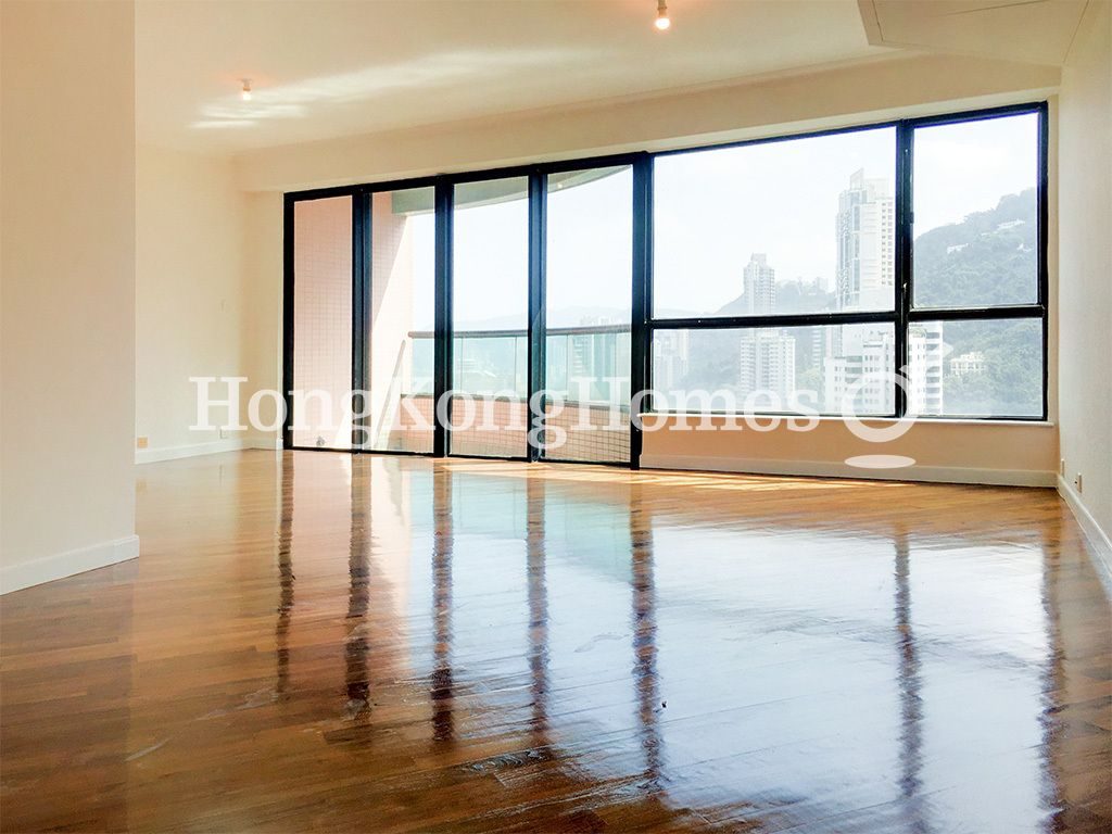 Living and Dining Room — Dynasty Court - Block 03, Mid-levels Central