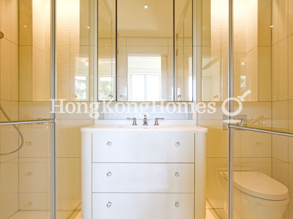 Second Ensuite Bathroom — 澐瀚 - 洋房，沙田火炭