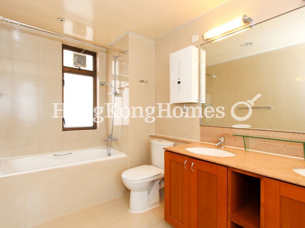 Master Bathroom — 竹林苑 - 第82座，東半山