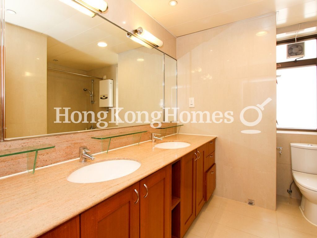 First Guest Bathroom — 竹林苑 - 第82座，東半山