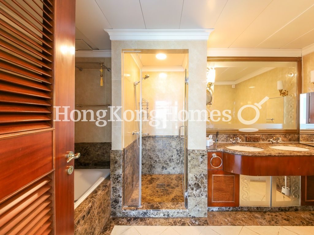 Master Bathroom — 富豪海灣，赤柱