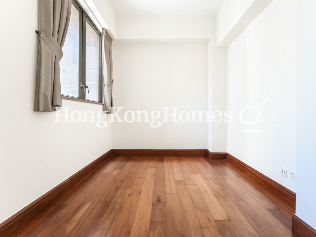Fourth Bedroom — 羅便臣道 31 號，西半山