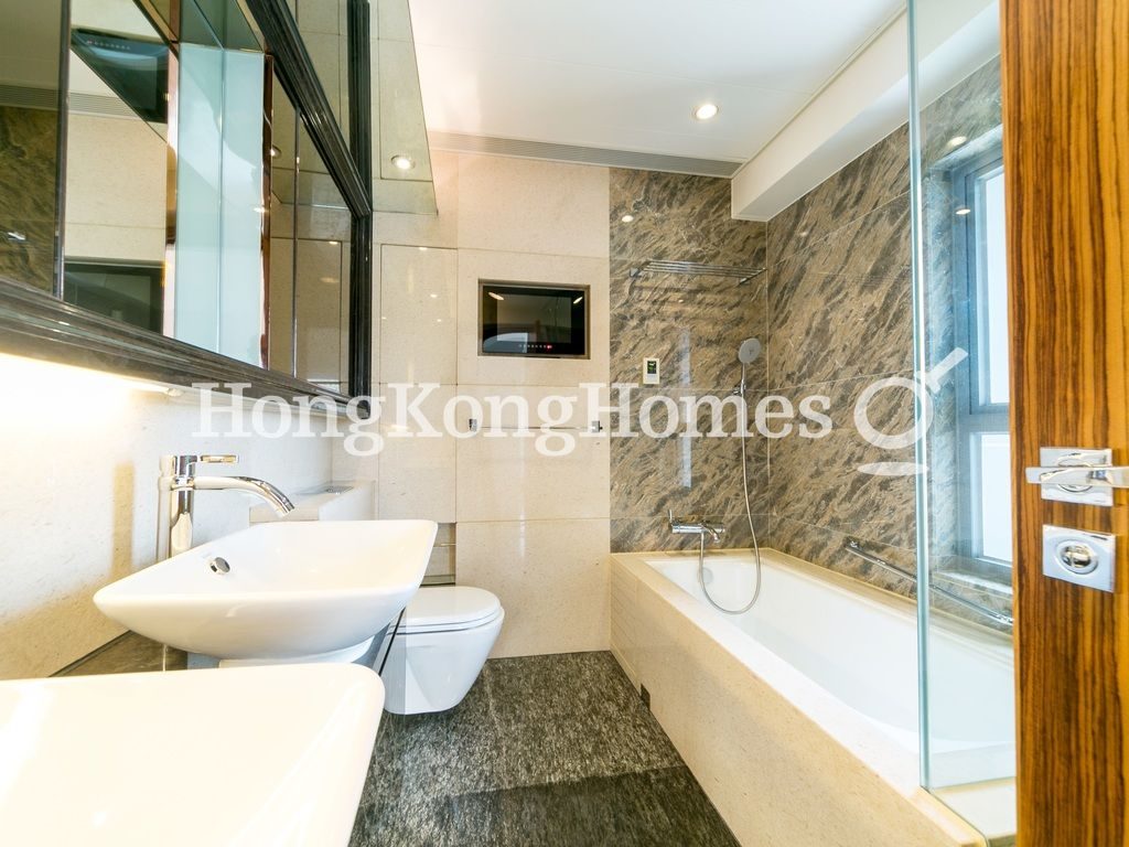 Master Bathroom — 上林-第1座，大坑