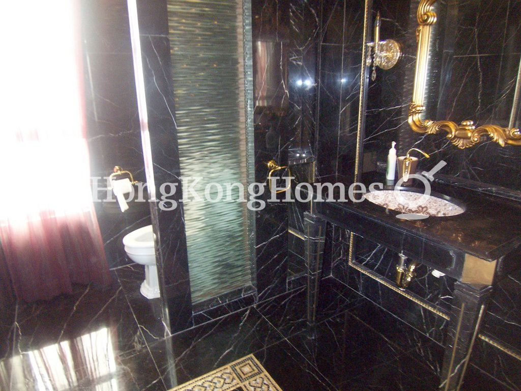 Guest Bathroom — 紅山半島 - 第05座，大潭