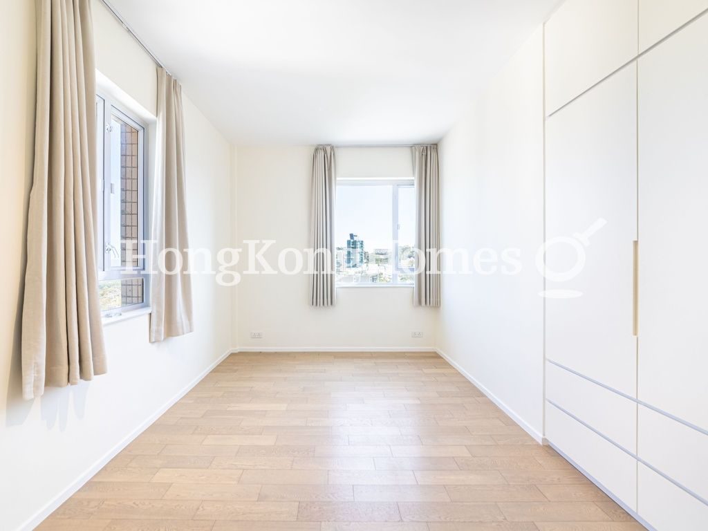 Second Bedroom — 瑞燕大廈，山頂