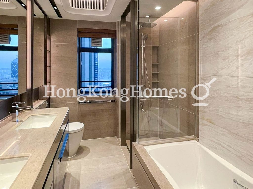 Master Bathroom — Dynasty Court - Block 03, Mid-levels Central