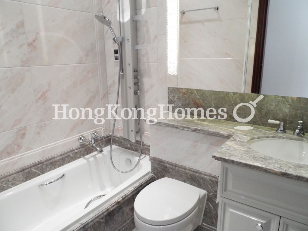 Guest Bathroom — 逸瓏 - 第1座，九龍塘