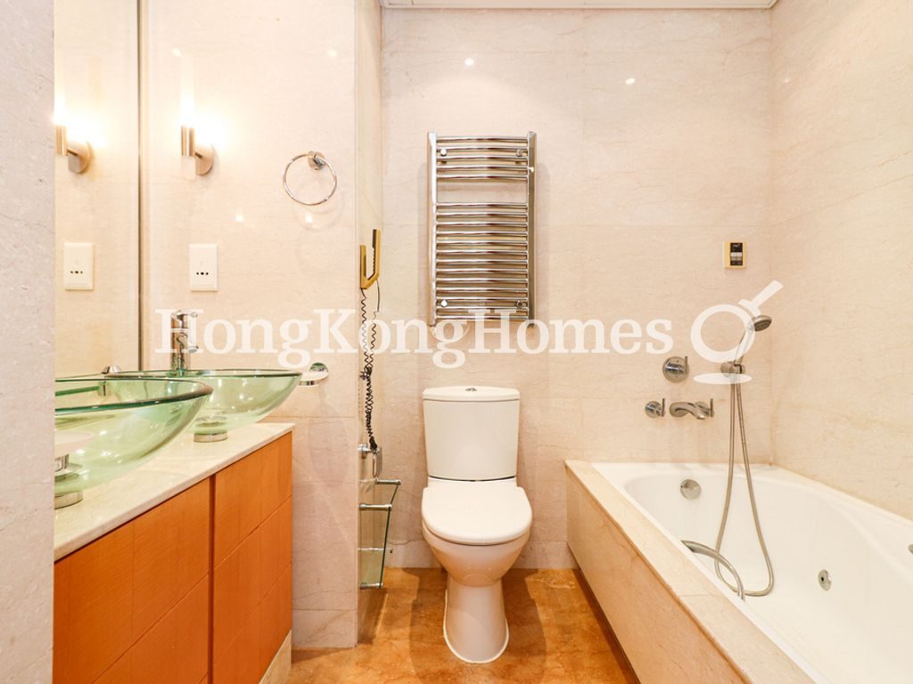 Second Ensuite Bathroom — 貝沙灣 04期, 南灣，薄扶林
