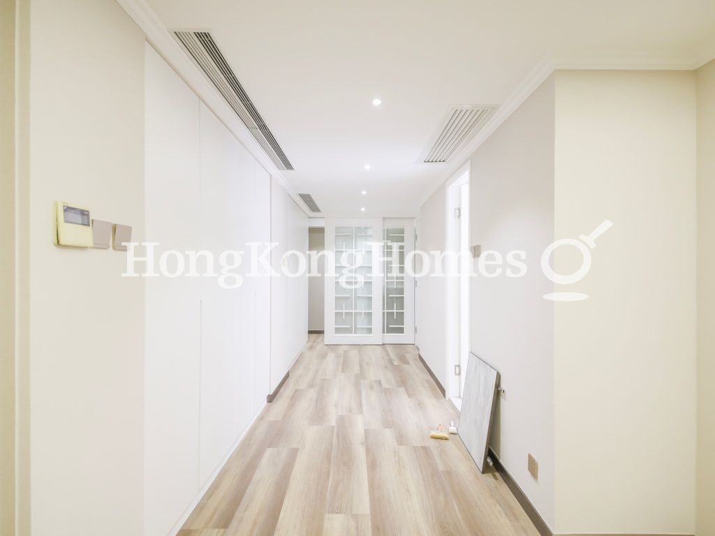 Second Ensuite Bedroom — Robinson Road, 1, Mid-levels Central