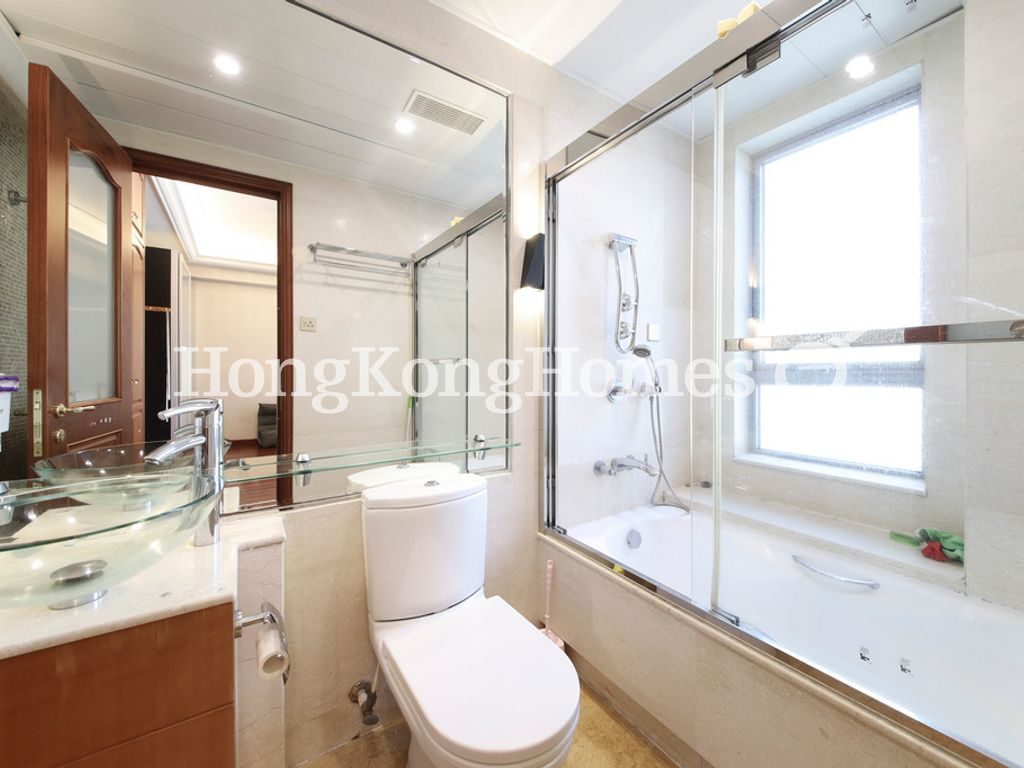 Second Ensuite Bathroom — 貝沙灣 04期, 南灣，薄扶林