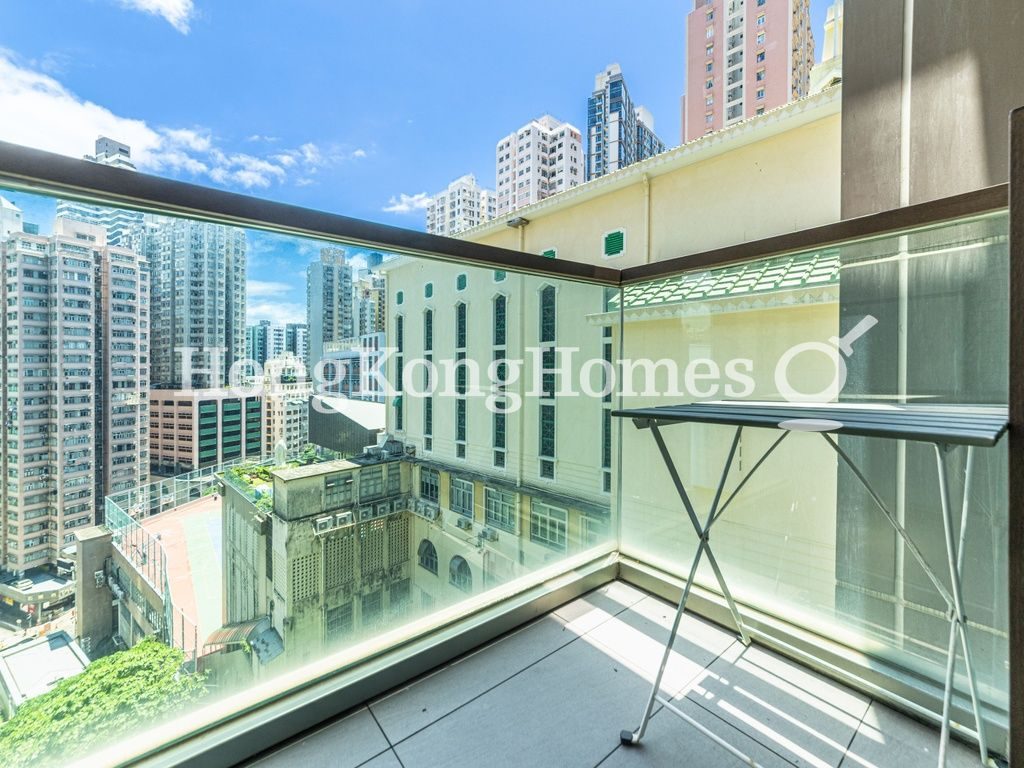 Balcony off Living and Dining Room — 曉譽，西環堅尼地城