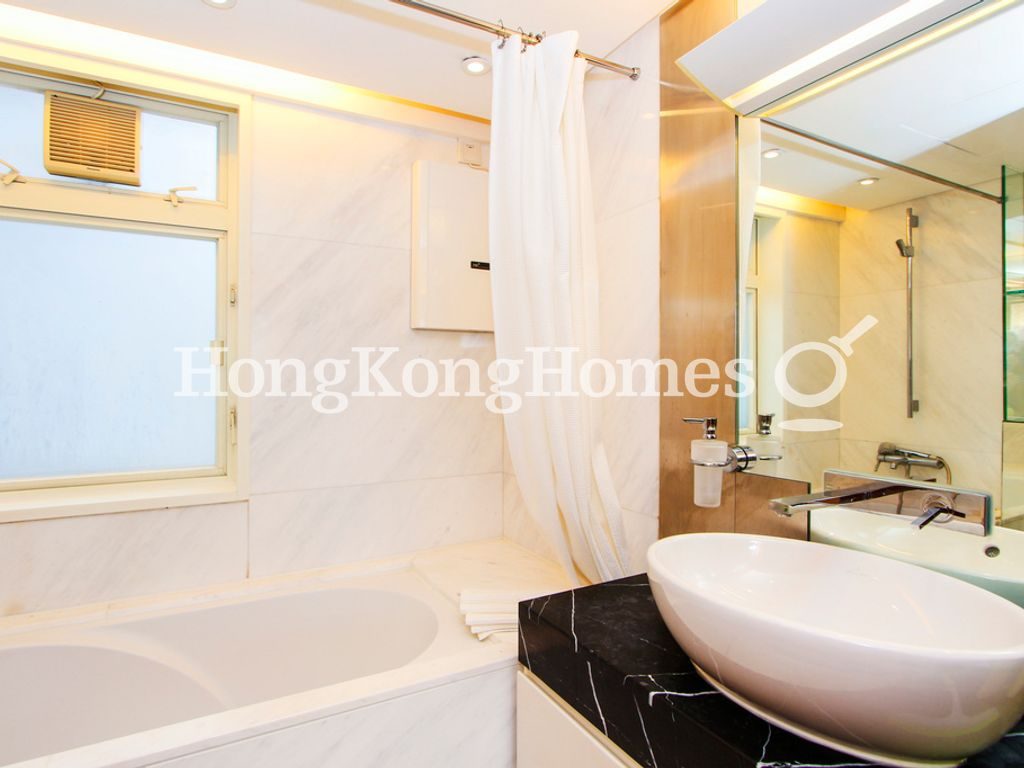 Master Bathroom — CentreStage - Block 01, Central