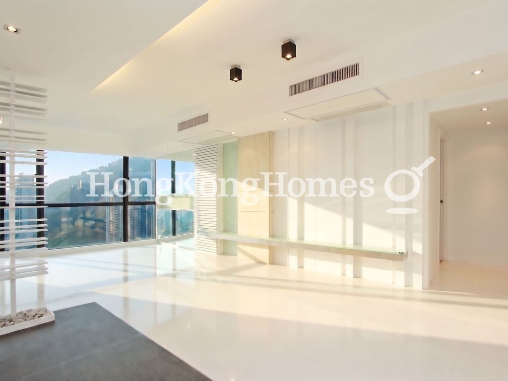 Living and Dining Room — Dynasty Court - Block 04, Mid-levels Central