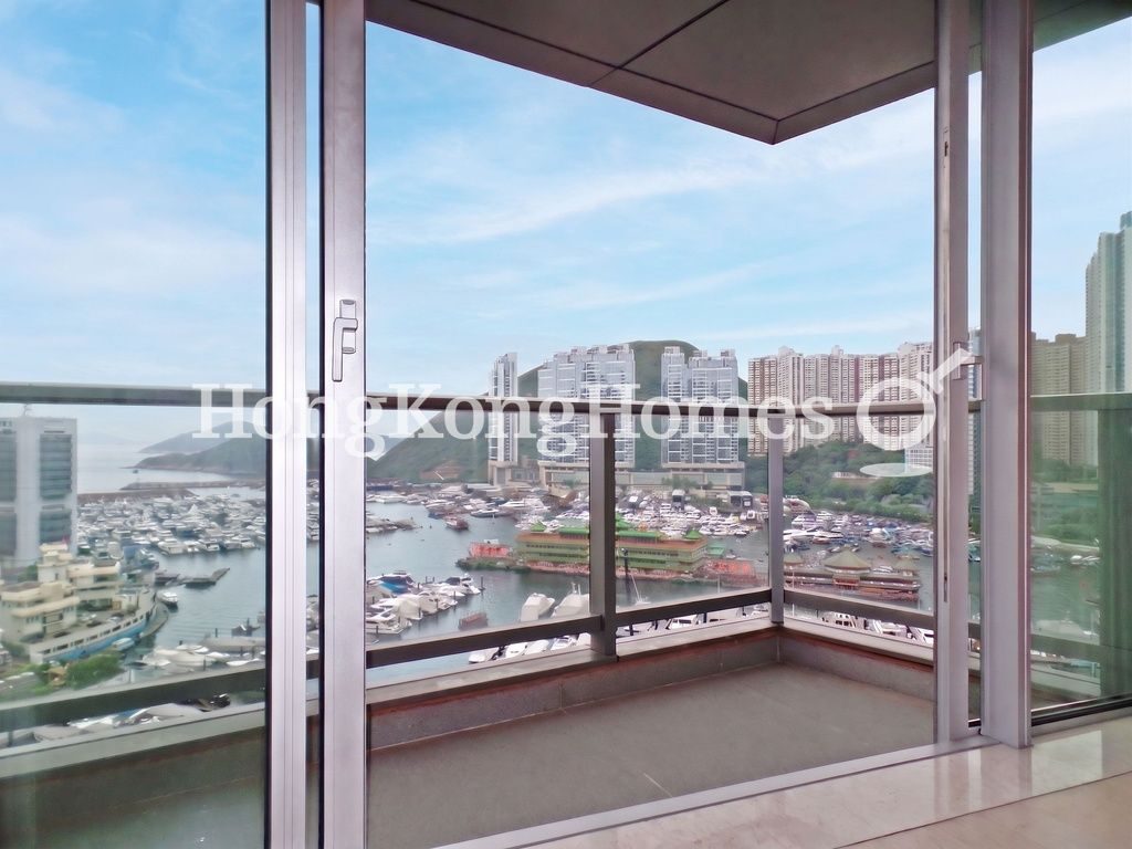 Balcony off Living and Dining Room — 深灣9號 - 第6座，黃竹坑