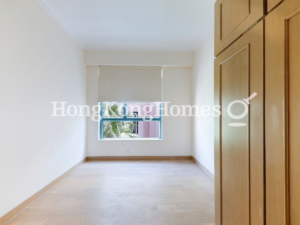Fourth Ensuite Bedroom — 富豪海灣，赤柱