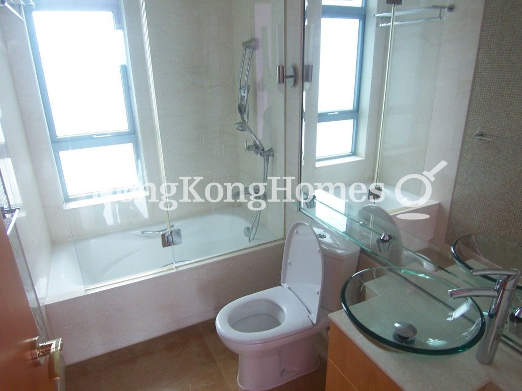 Guest Bathroom — 貝沙灣 04期, 南灣，薄扶林