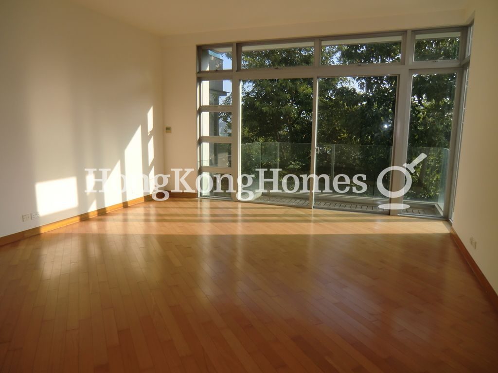 Master Bedroom with Balcony — The Giverny, Sai Kung
