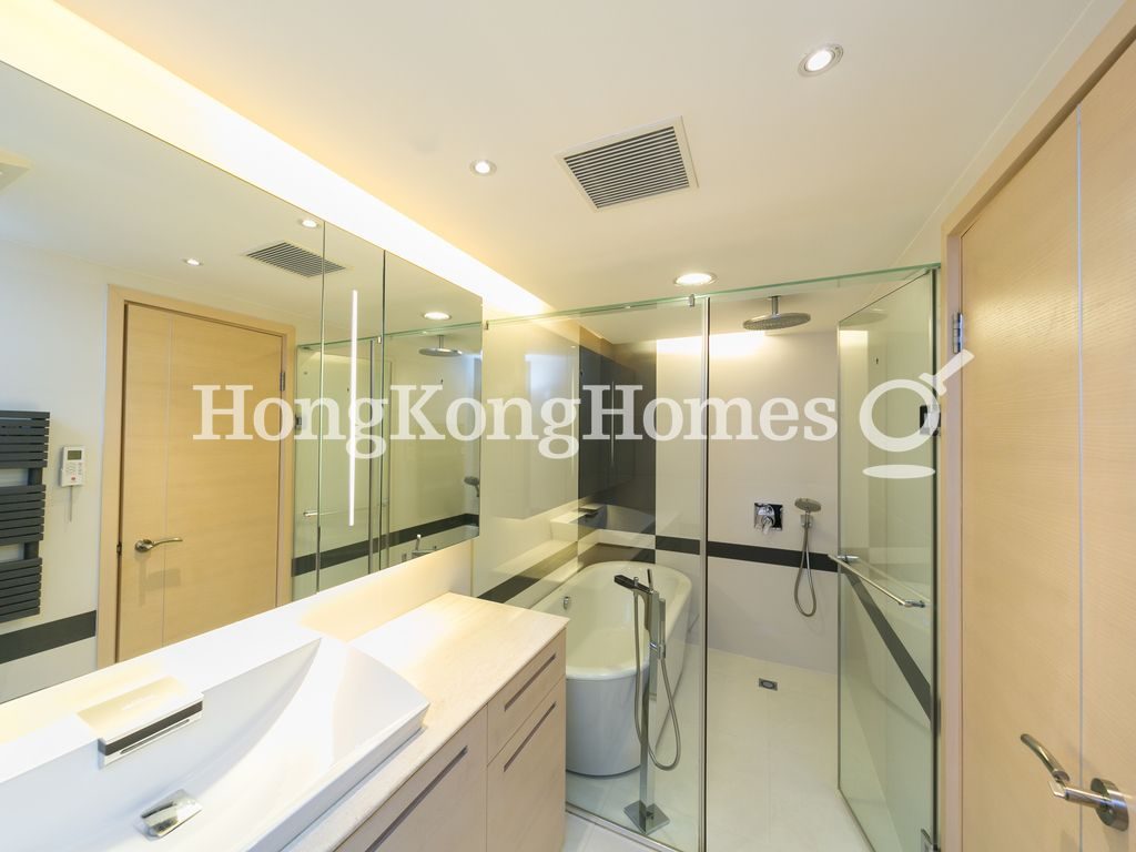 Master Bathroom — May Tower 1, Mid-levels Central