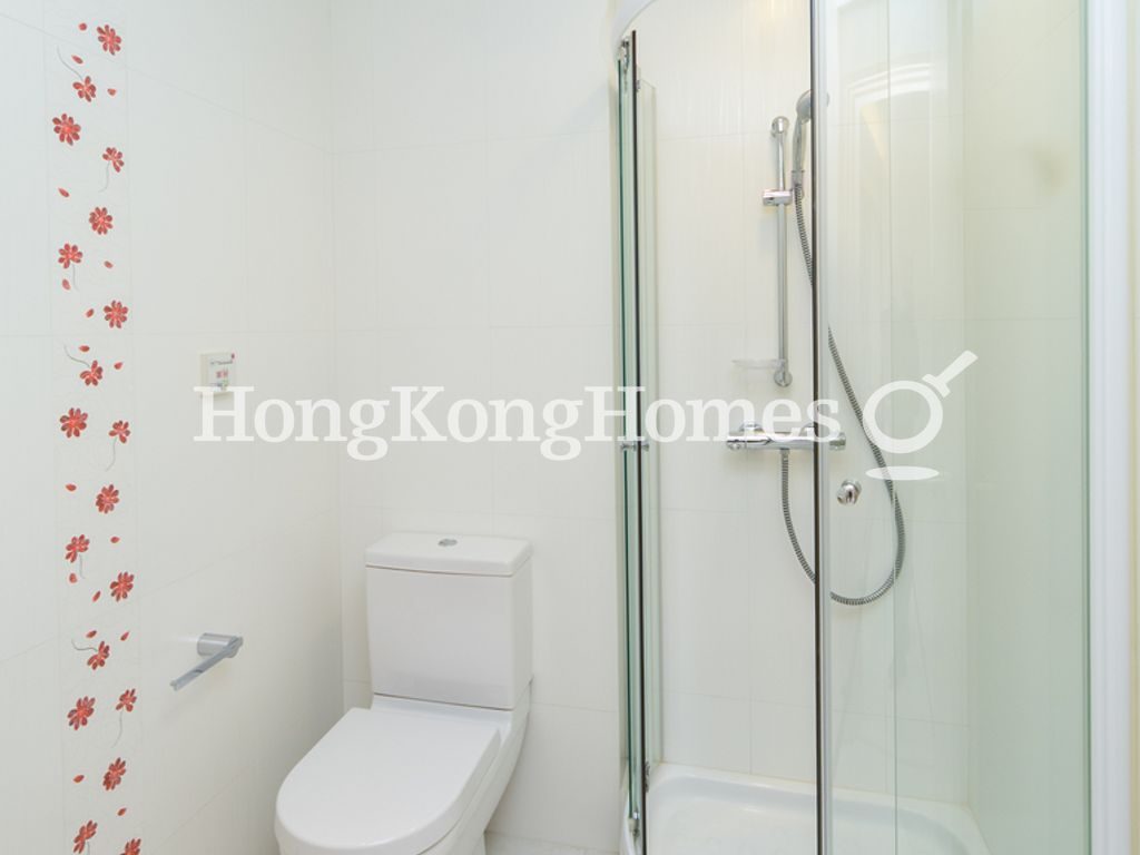 Second Ensuite Bathroom — May Tower 1, Mid-levels Central