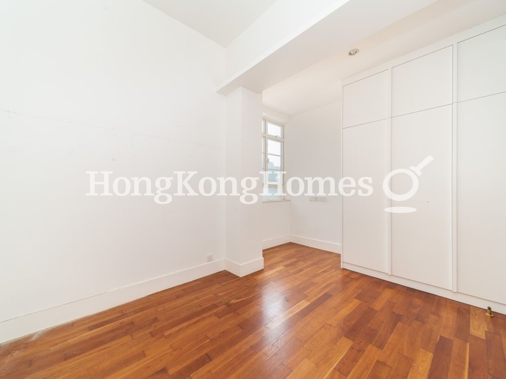 Third Bedroom — La Hacienda - B座，山頂
