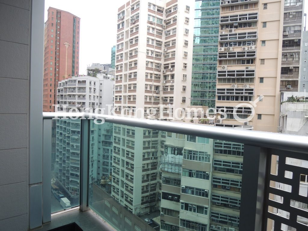 露台 — 嘉薈軒，灣仔