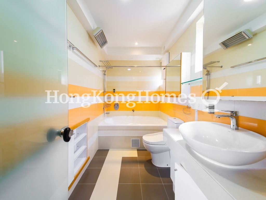 Master Bathroom — 雙溪，淺水灣