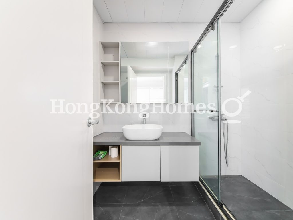 Fourth Ensuite Bathroom — 雙溪，淺水灣