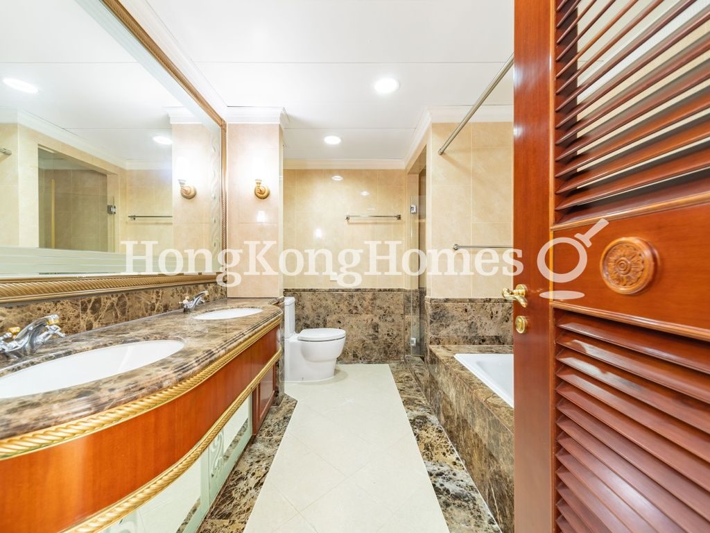 Master Bathroom — 富豪海灣，赤柱