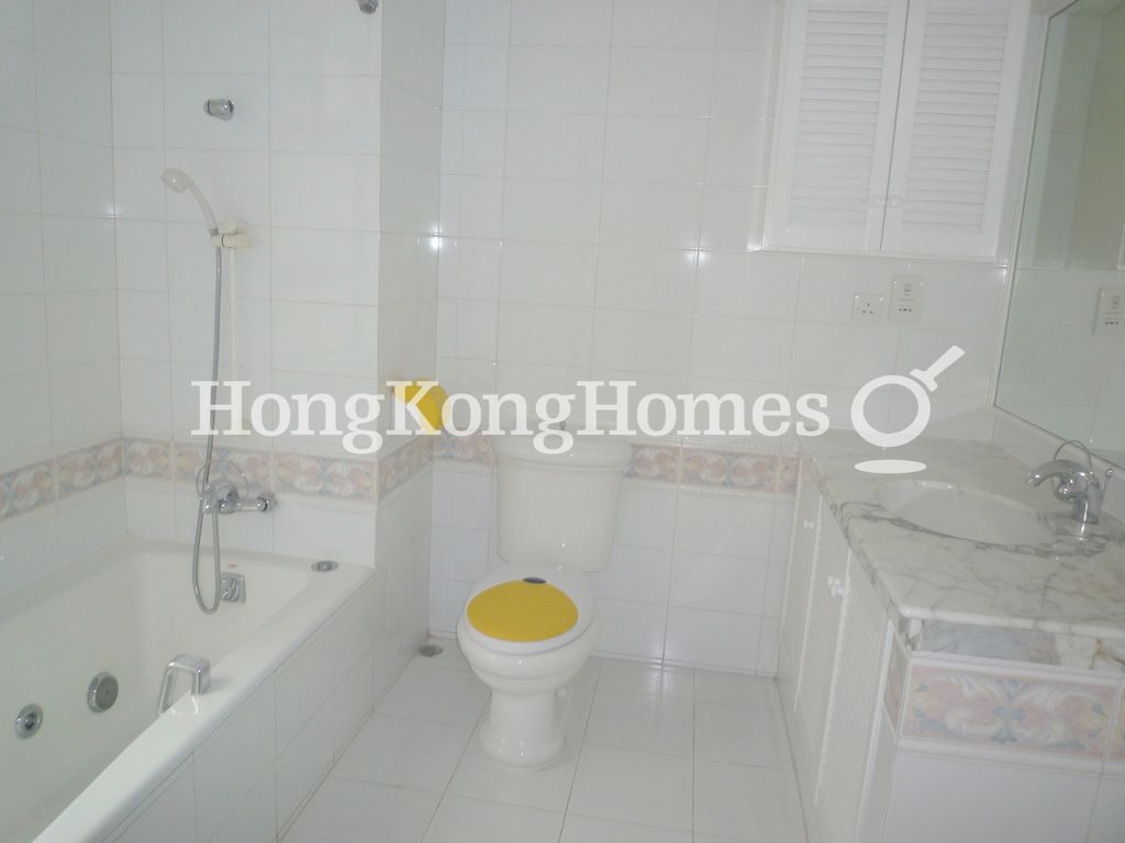 Second Ensuite Bathroom — 愛都大廈 - 第03座，中半山