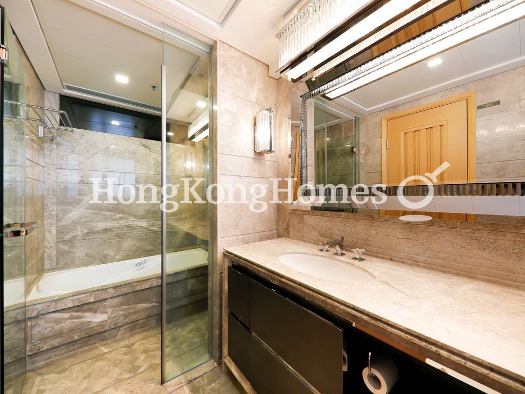 Master Bathroom — Kennedy Park at Central, Mid-levels Central