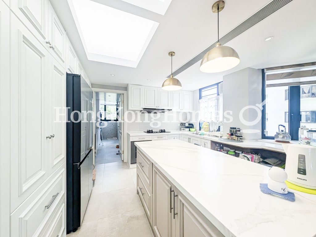 Kitchen — South Bay Towers, Repulse Bay