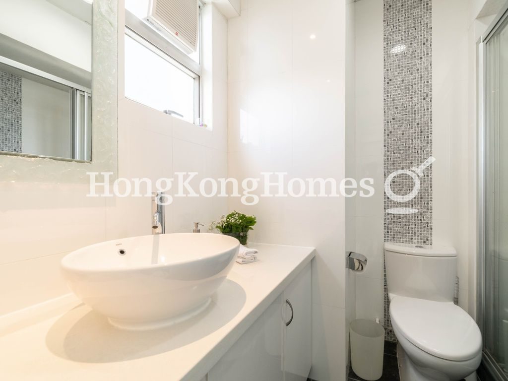 Second Ensuite Bathroom — 碧蕙園 - A座，東半山