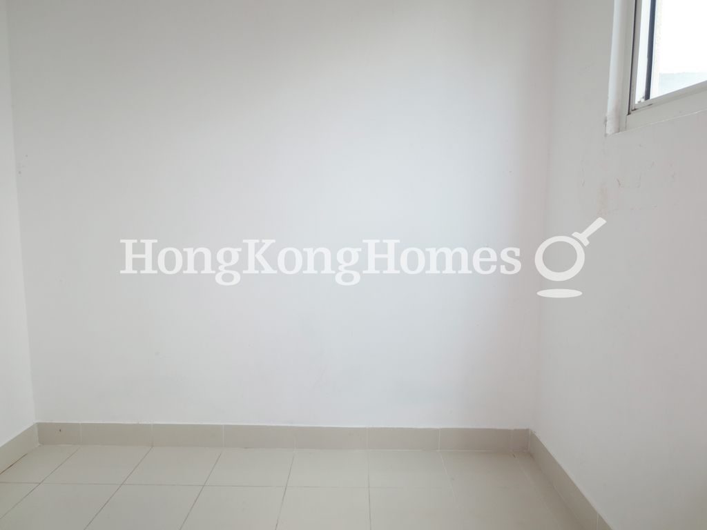 Maid's Room — Bluewater，大潭