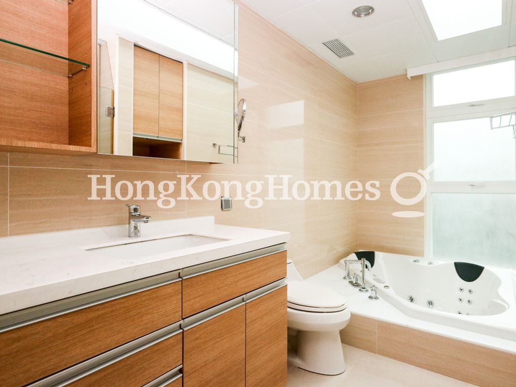 Master Bathroom — 皇府灣，大潭