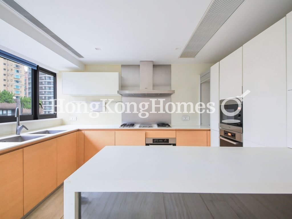 Open Kitchen — Hampton, Happy Valley
