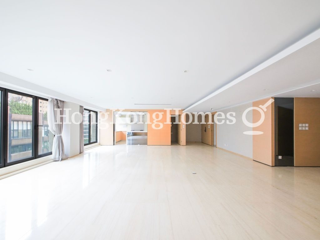 Living and Dining Room — Hampton, Happy Valley