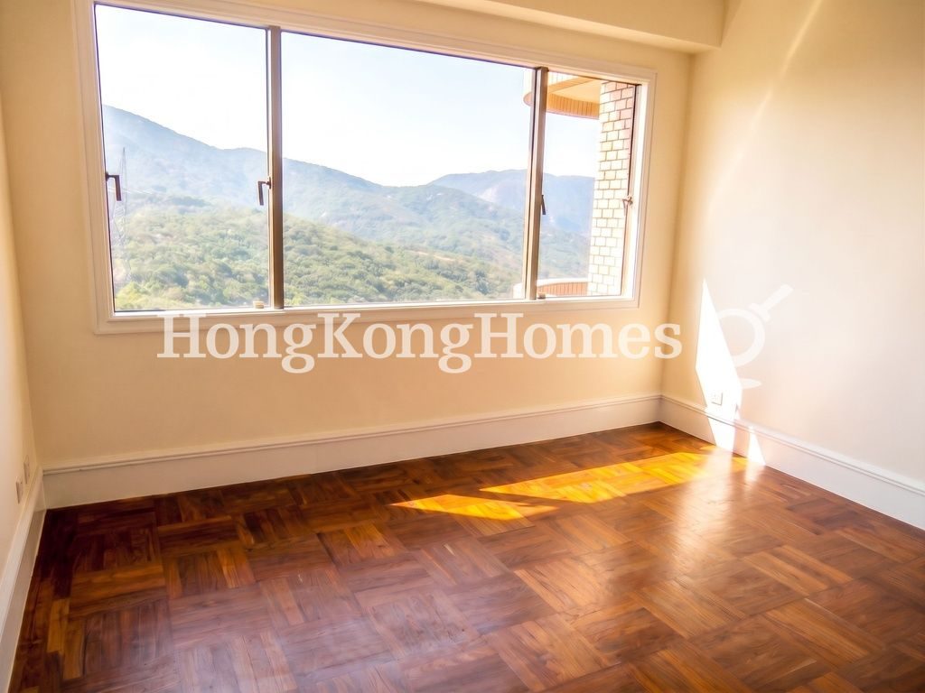 Fourth Bedroom — 陽明山莊 17座 眺景台，淺水灣