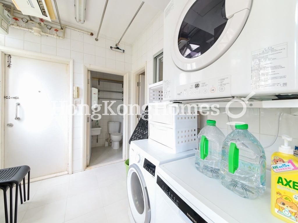 Utility Area — Guildford Court，山頂