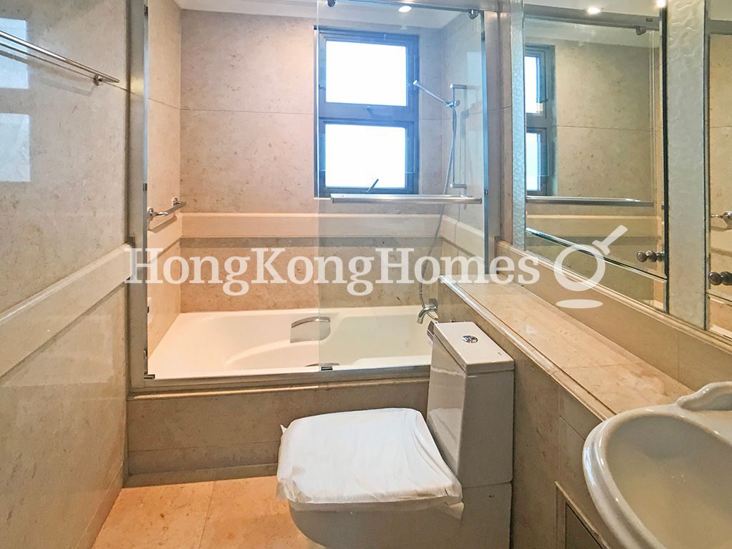 Guest Bathroom — 柏濤灣 柏濤豪苑，清水灣