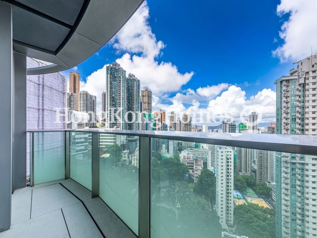 Balcony off Living and Dining Room — 珒然，西半山