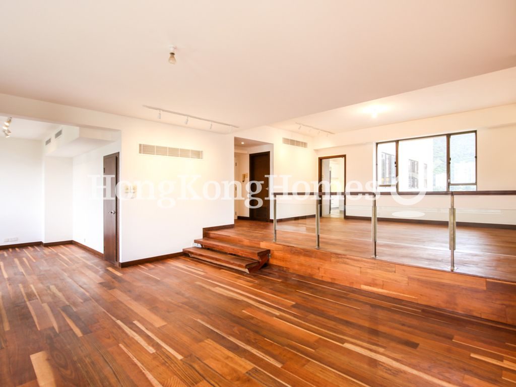 Living and Dining Room — Broadwood Park, Happy Valley