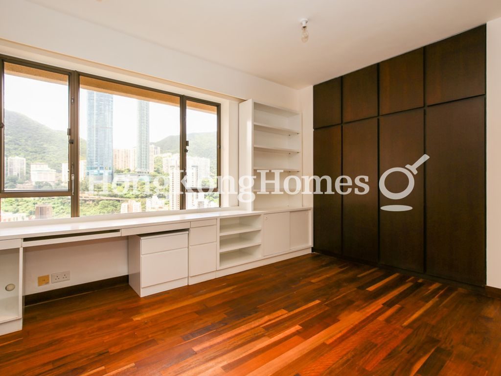 Second Ensuite Bedroom — Broadwood Park, Happy Valley