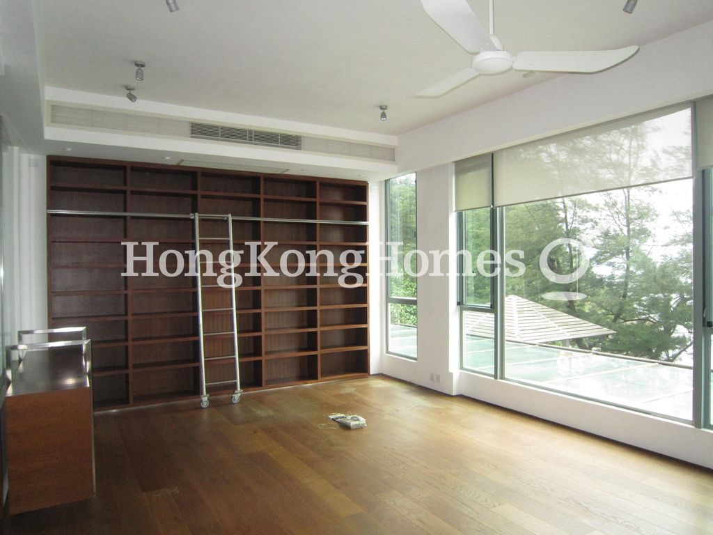 Third Bedroom — 君爵堡，清水灣